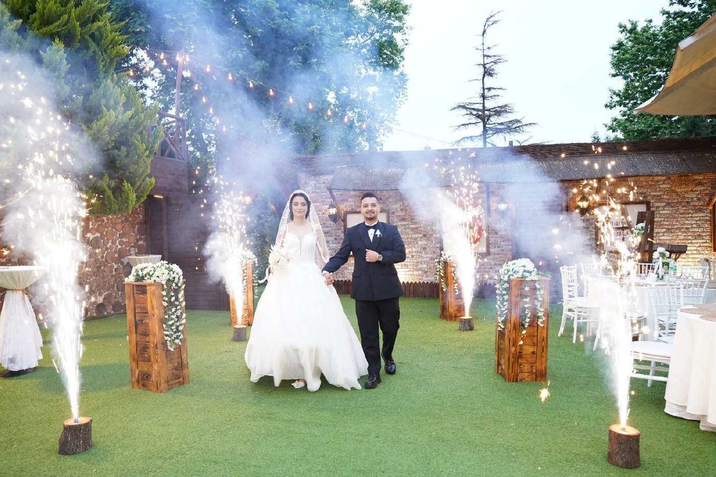 BOĞAZ BAHÇE Kır Düğünü İstanbul - Düğün Salonu Fotoğrafı küçük 9