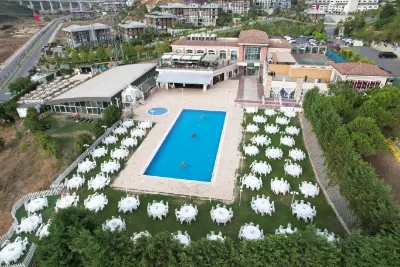 LAVİVA GARDEN ORGANİZASYON Kır Düğünü İstanbul - Düğün Salonu Fotoğrafı küçük 2