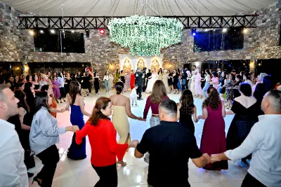 POİ BOĞAZ BAHÇE Kır Düğünü İstanbul - Düğün Salonu Fotoğrafı küçük 10