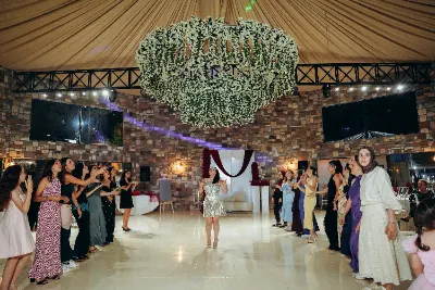 POİ BOĞAZ BAHÇE Kır Düğünü İstanbul - Düğün Salonu Fotoğrafı küçük 4